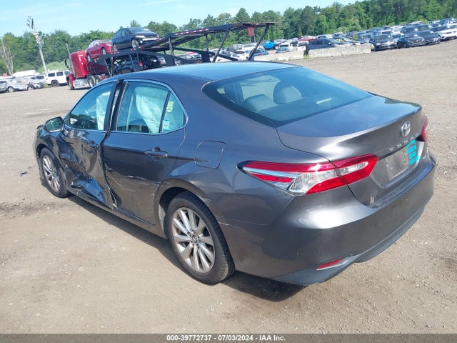 4T1B11HK5JU676256 Toyota CAMRY LE