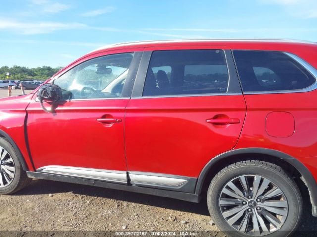 JA4AZ3A39KZ039716 Mitsubishi Outlander Sel