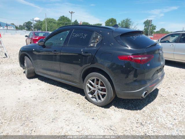 ZASFAKPN9J7B86156 Alfa Romeo Stelvio Sport Awd