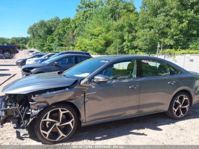 1VWMA7A37MC007240 Volkswagen Passat 2.0t R-line