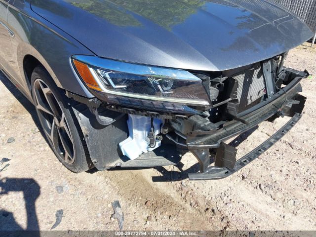 1VWMA7A37MC007240 Volkswagen Passat 2.0t R-line