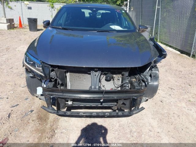 1VWMA7A37MC007240 Volkswagen Passat 2.0t R-line