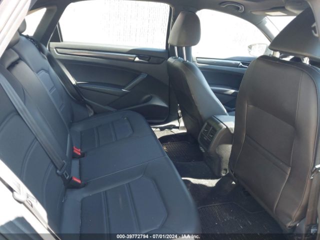 1VWMA7A37MC007240 Volkswagen Passat 2.0t R-line