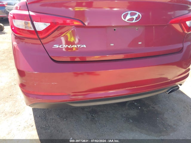 Hyundai Sonata 2016 5NPE24AF8GH392474 Image 21