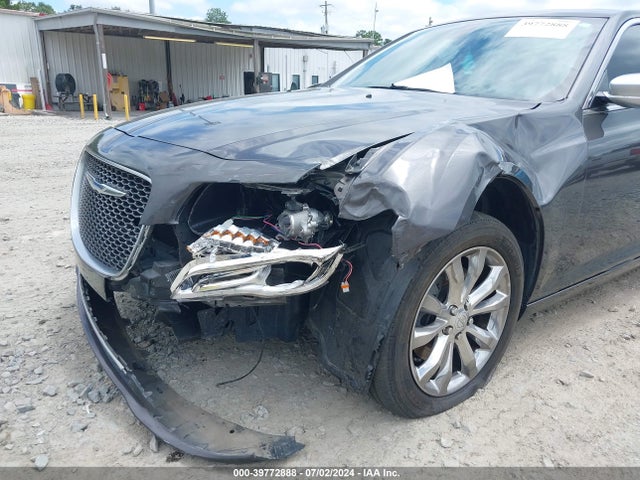 2C3CCASG0FH773032 Chrysler 300c Platinum
