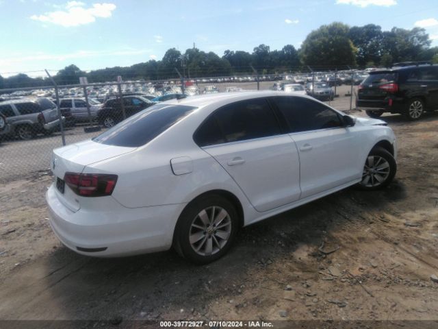 3VWD67AJ7GM318427 Volkswagen Jetta 1.4t Se