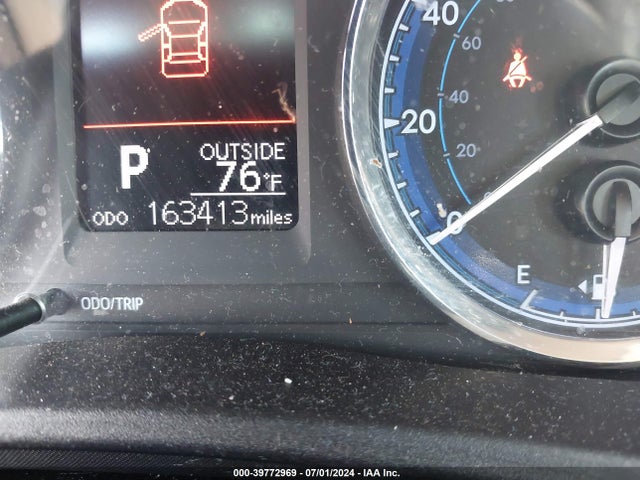 Toyota COROLLA LE 2018 2T1BURHE9JC973239 Image 15