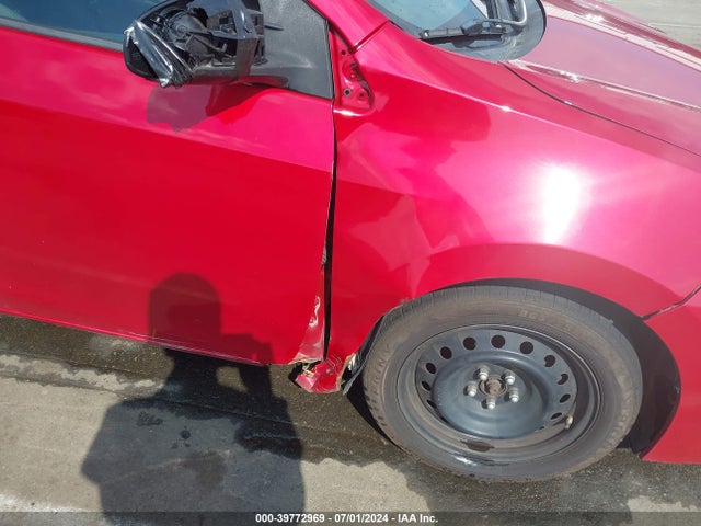 Toyota COROLLA LE 2018 2T1BURHE9JC973239 Image 6
