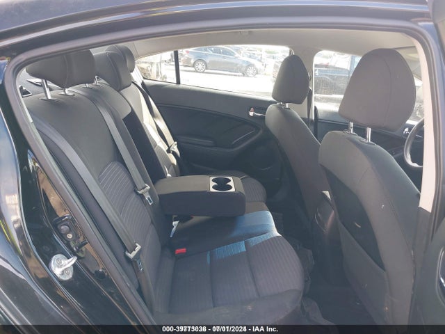 KIA FORTE LX 2016 KNAFX4A60G5553824 Image 8