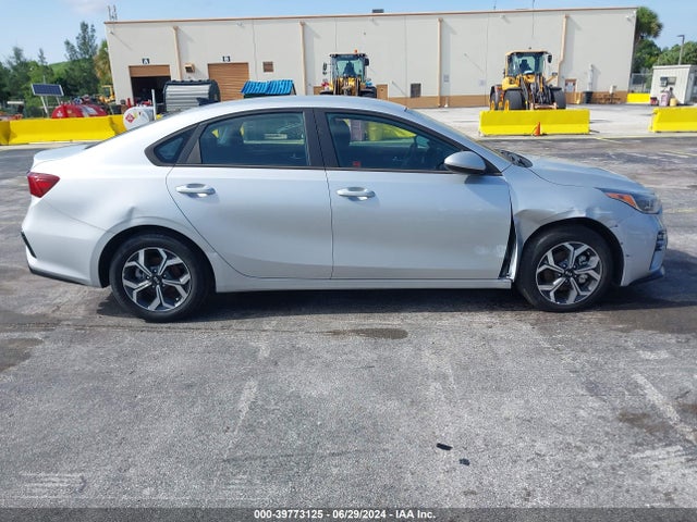 KIA Forte Lxs 2021 3KPF24AD5ME270626 Image 6