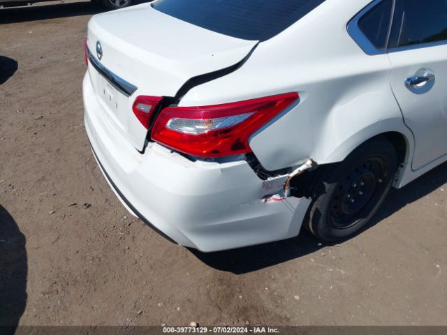 1N4AL3AP2HN351229 Nissan Altima 2.5 S
