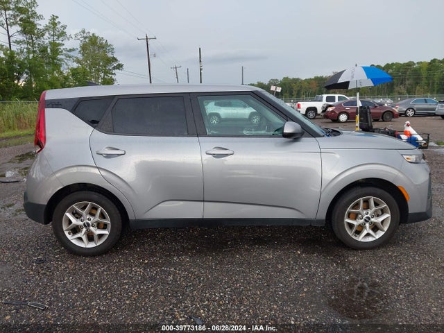 KIA SOUL LX 2022 KNDJ23AUXN7827696 Image 13