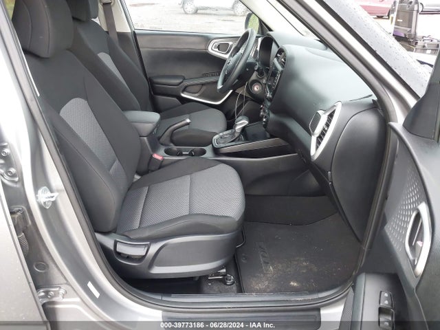 KIA SOUL LX 2022 KNDJ23AUXN7827696 Image 5
