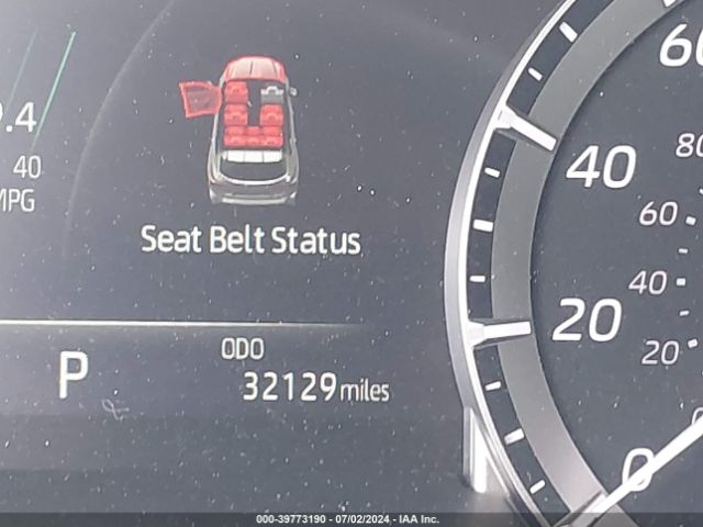 5TDFZRBH0NS231475 Toyota Highlander Platinum