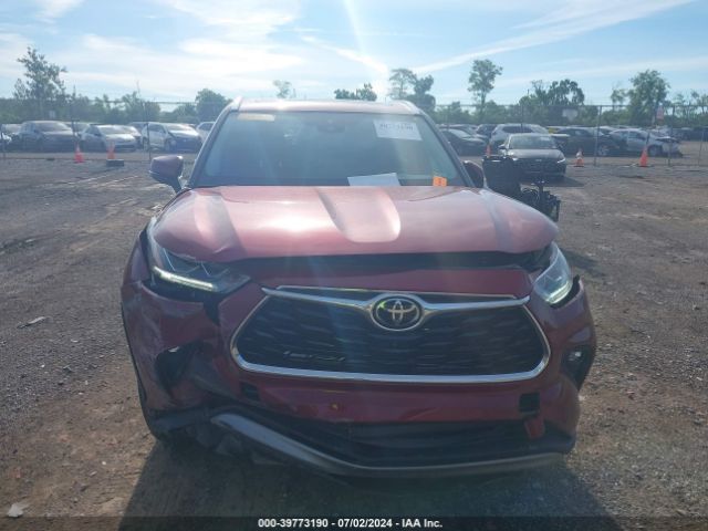 5TDFZRBH0NS231475 Toyota Highlander Platinum