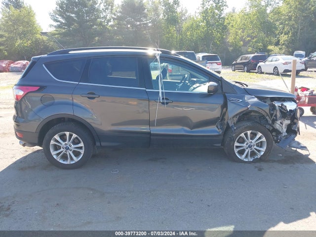 Ford ESCAPE SE 2018 1FMCU9GD3JUC83692 Image 6