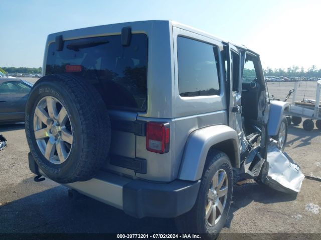 1C4BJWEG7EL271948 Jeep Wrangler Unlimited Sahara
