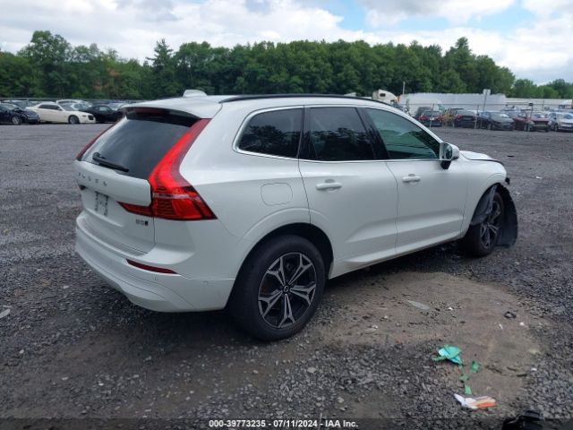 YV4L12RK7N1037197 Volvo Xc60 B5 Momentum