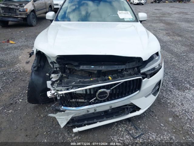 YV4L12RK7N1037197 Volvo Xc60 B5 Momentum