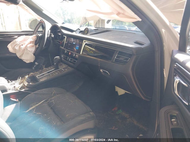 2022 PORSCHE MACAN WP1AA2A54NLB06544 Photo 4