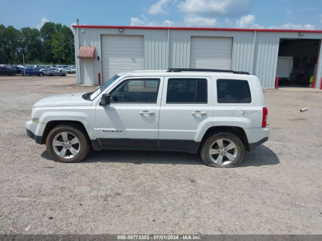 1C4NJPBA4ED726137 Jeep Patriot Altitude