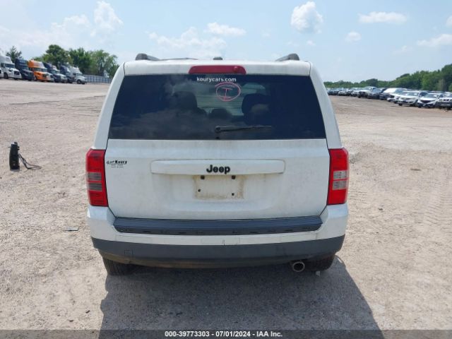 1C4NJPBA4ED726137 Jeep Patriot Altitude