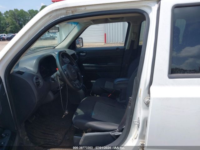 1C4NJPBA4ED726137 Jeep Patriot Altitude