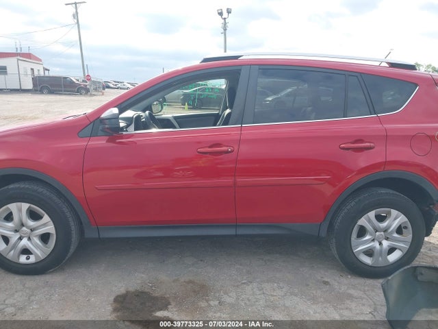 Toyota RAV4 LE 2015 JTMBFREV9FD117903 Image 14