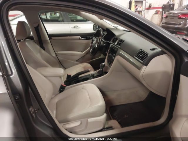 1VWAS7A35EC023521 Volkswagen Passat 1.8t Wolfsburg Edition
