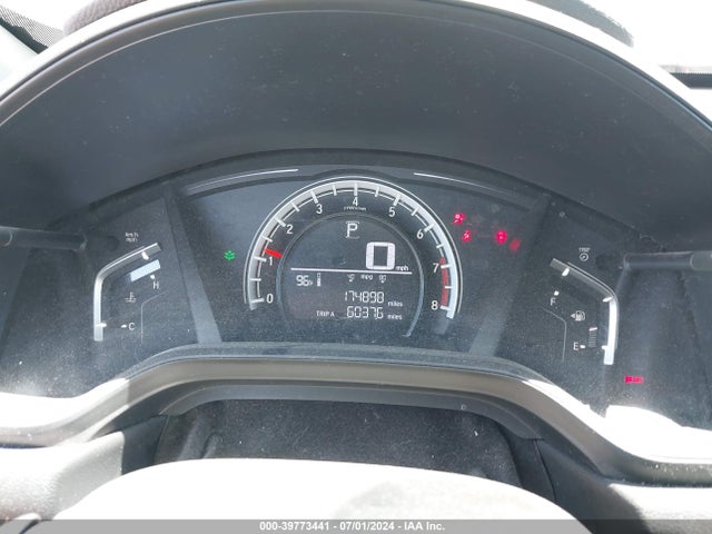 Honda CR-V LX 2017 7FARW5H32HE000813 Image 7