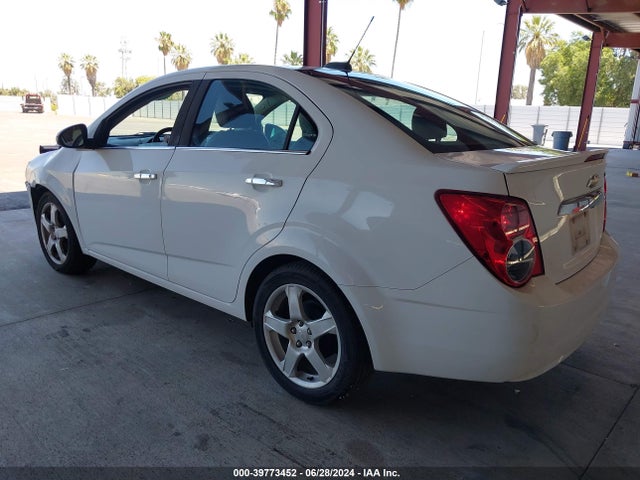 Chevrolet Sonic Ltz Auto 2015 1G1JE5SB1F4104945 Image 3