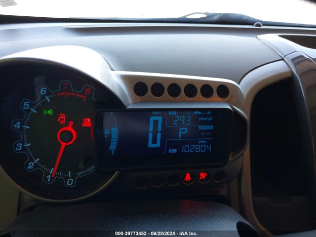 Chevrolet Sonic Ltz Auto 2015 1G1JE5SB1F4104945 Image 7
