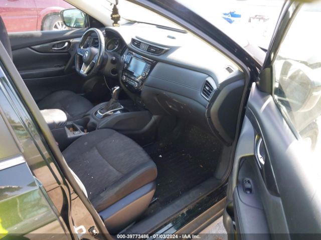 5N1AT2MT8JC701098 Nissan ROGUE SV
