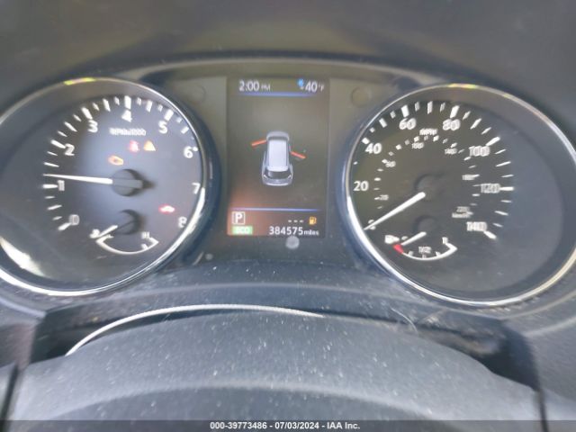 5N1AT2MT8JC701098 Nissan ROGUE SV