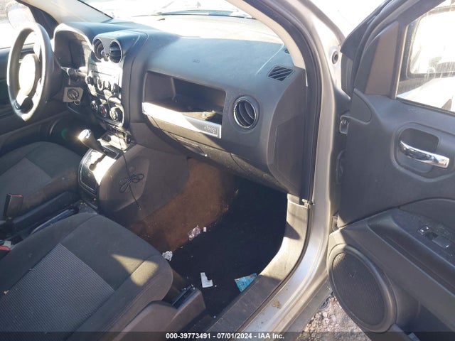 Jeep Compass Sport 2014 1C4NJCBA4ED843502 Image 5
