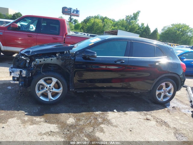 WDCTG4EB7JJ459610 Mercedes-Benz GLA 250