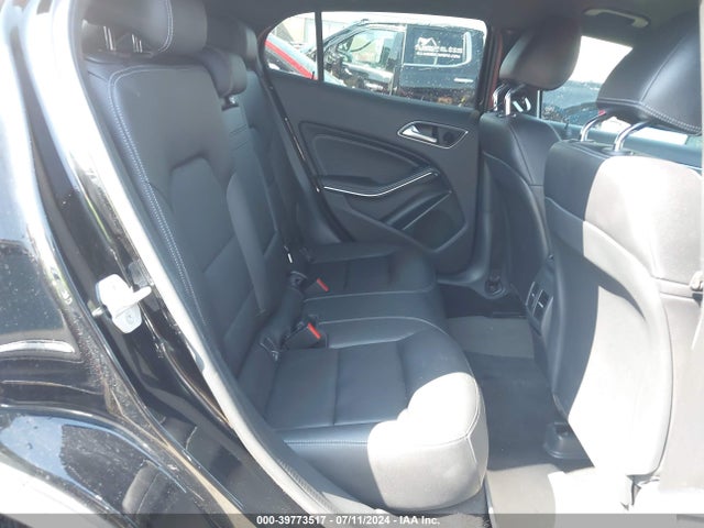 WDCTG4EB7JJ459610 Mercedes-Benz GLA 250