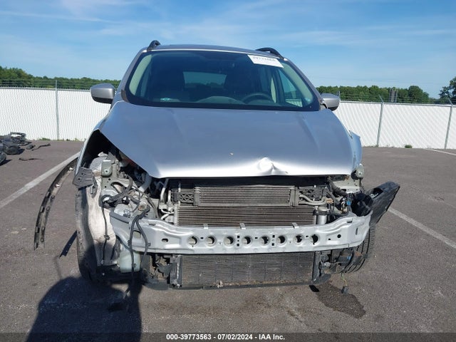 Ford ESCAPE SE 2018 1FMCU9GD9JUB62102 Image 6