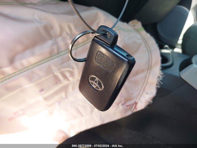 Toyota Prius C Four 2014 JTDKDTB3XE1073674 Image 11