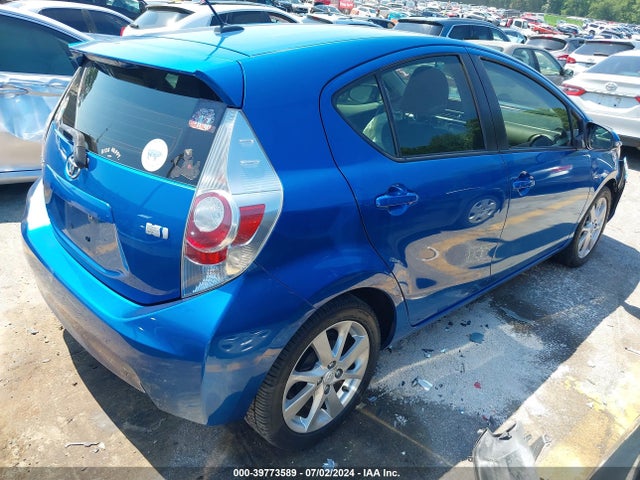 Toyota Prius C Four 2014 JTDKDTB3XE1073674 Image 4
