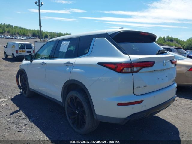 2023 MITSUBISHI OUTLANDER JA4J4UA82PZ017497 Photo 2