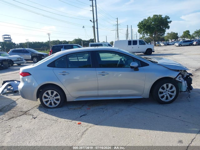 Toyota COROLLA LE 2022 5YFEPMAE5NP329809 Image 14