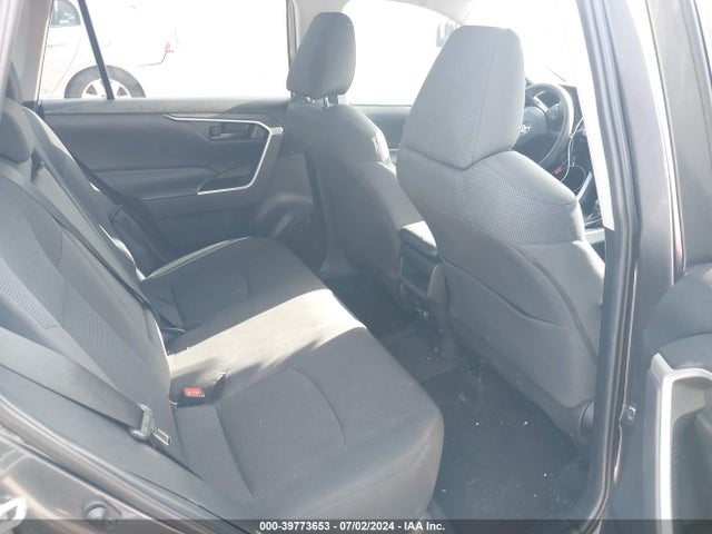 Toyota RAV4 LE 2019 2T3H1RFV2KC031564 Image 8