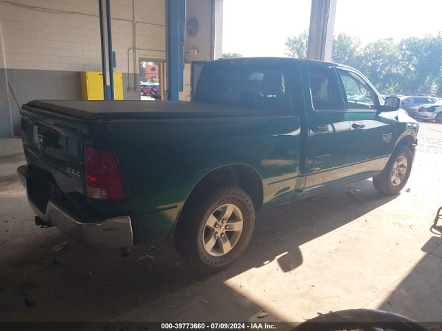 1C6RR7FG1KS645300 RAM 1500 Classic Tradesman Quad Cab 4x4 6'4 Box