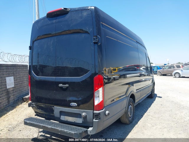 Ford Transit-250 2018 1FTYR3XV0JKB09074 Image 4