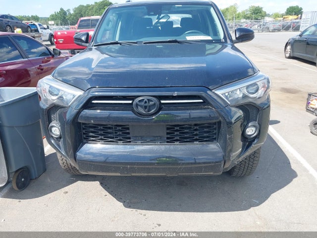 Toyota 4RUNNER SR5 2021 JTEMU5JR5M5849044 Image 12
