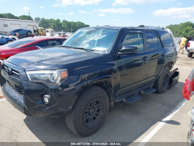 Toyota 4RUNNER SR5 2021 JTEMU5JR5M5849044 Image 2