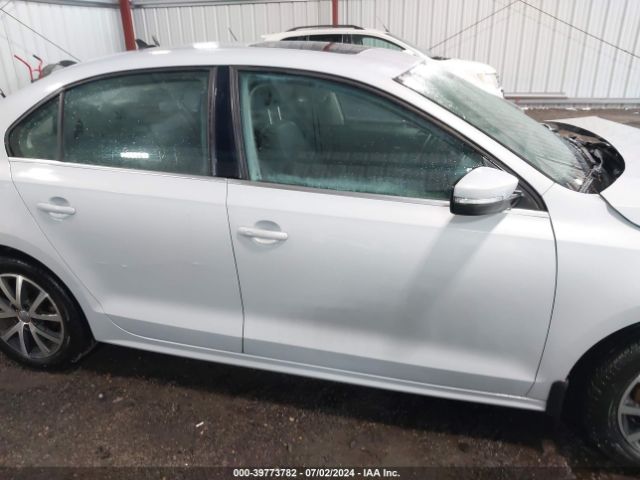 3VWDB7AJ2HM346827 Volkswagen Jetta 1.4t Se