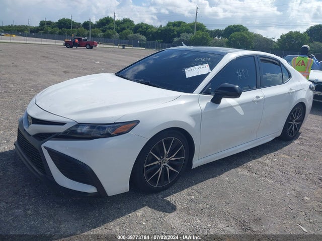 Toyota CAMRY SE 2021 4T1T11AK4MU490369 Image 2