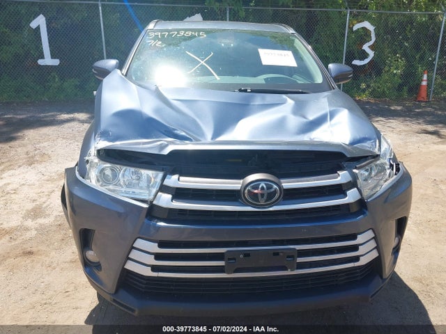 Toyota Highlander Xle 2019 5TDJZRFH4KS984779 Image 12